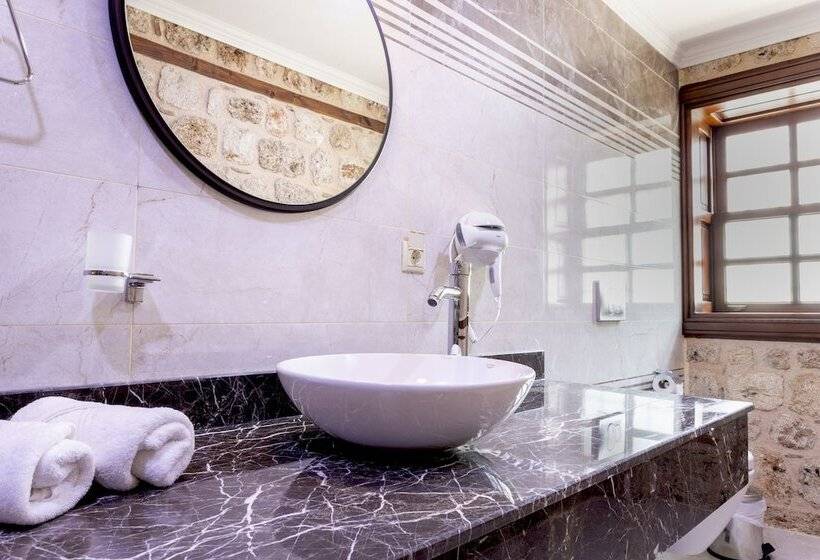 هتل Woo Town Suites