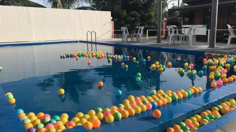Pooma Resort