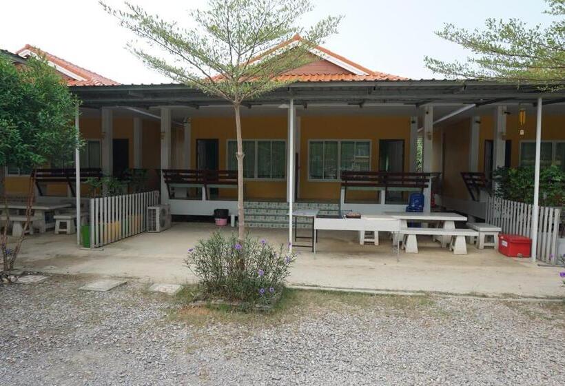Pooma Resort