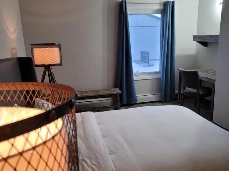 فندق Parkside Inn