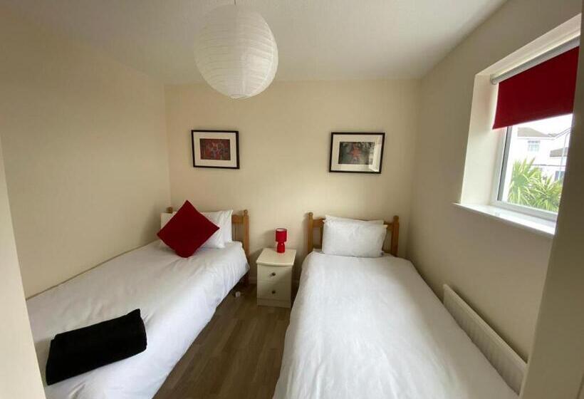 Isle Of Anglesey Spacious Home