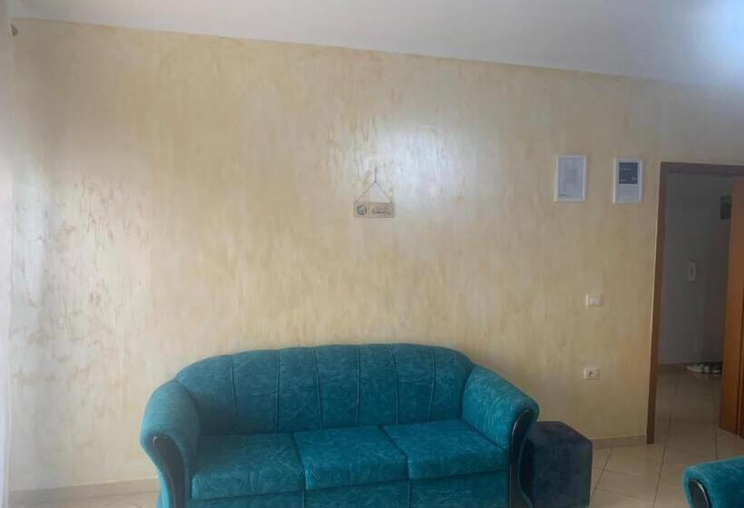 Guest House Fier