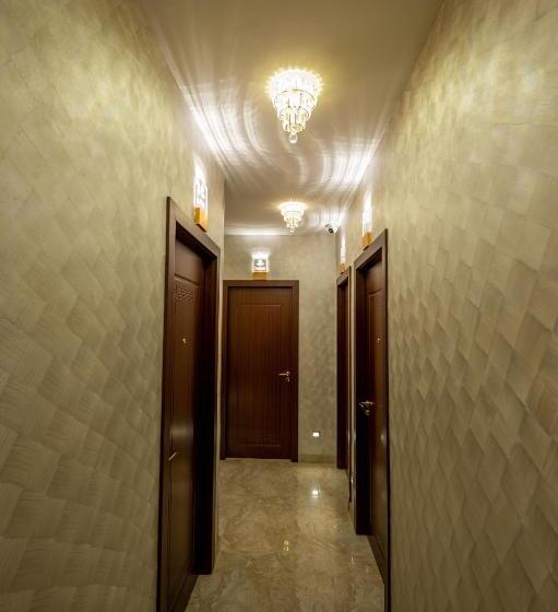 هتل A Residence @ Between Hilton & Cititel