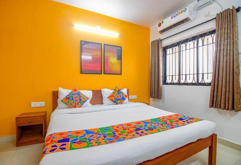 בית מלון כפרי Fabescape Sk Studios With Pool & Gym, Arpora