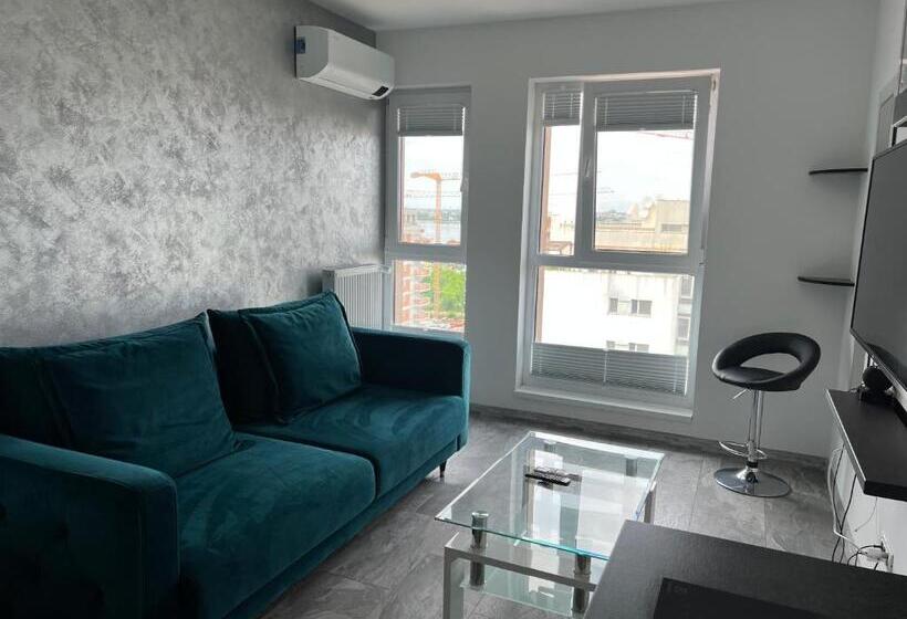 Marvelous 4 Room Penthouse Rooftop Terrace W14+w15