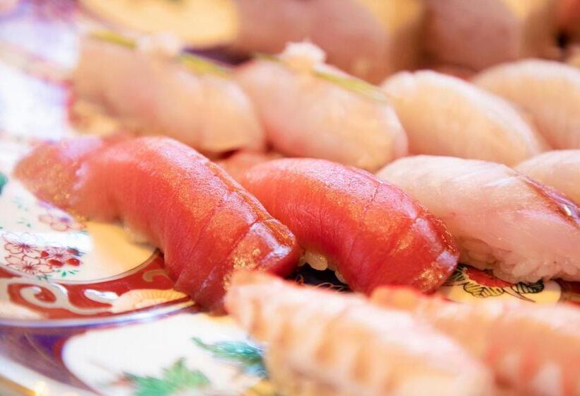 ريوكان Toriizaki Club Sushi Auberge