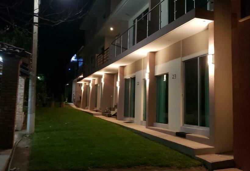 Calu Hotel En La Laguna, Santa María Del Oro