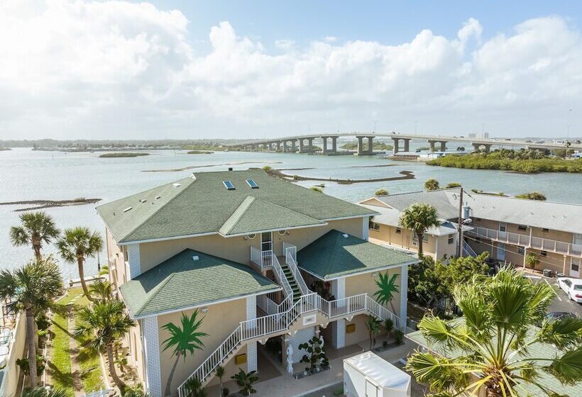 Intercoastal Dreams 201