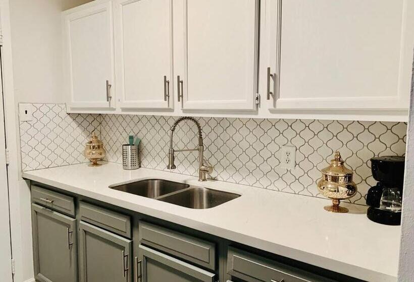 Mayfield @ Oyster Creek   Tranquil Creek & Nature!