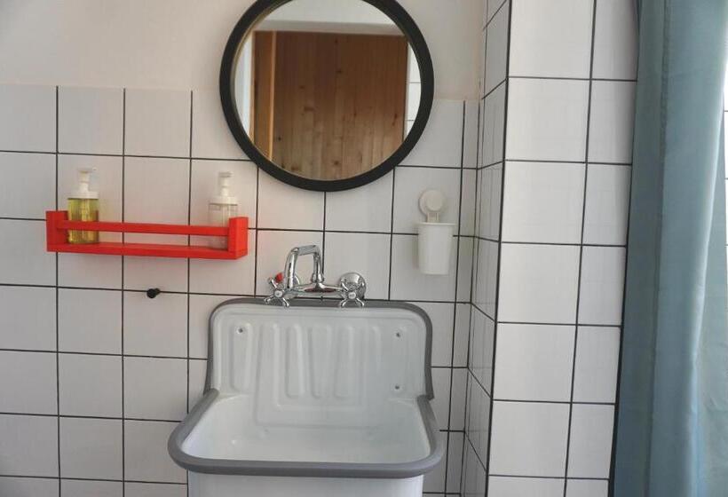 پانسیون Montana