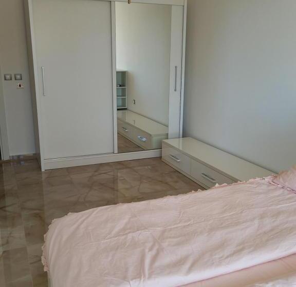 Perla 1 Apartments