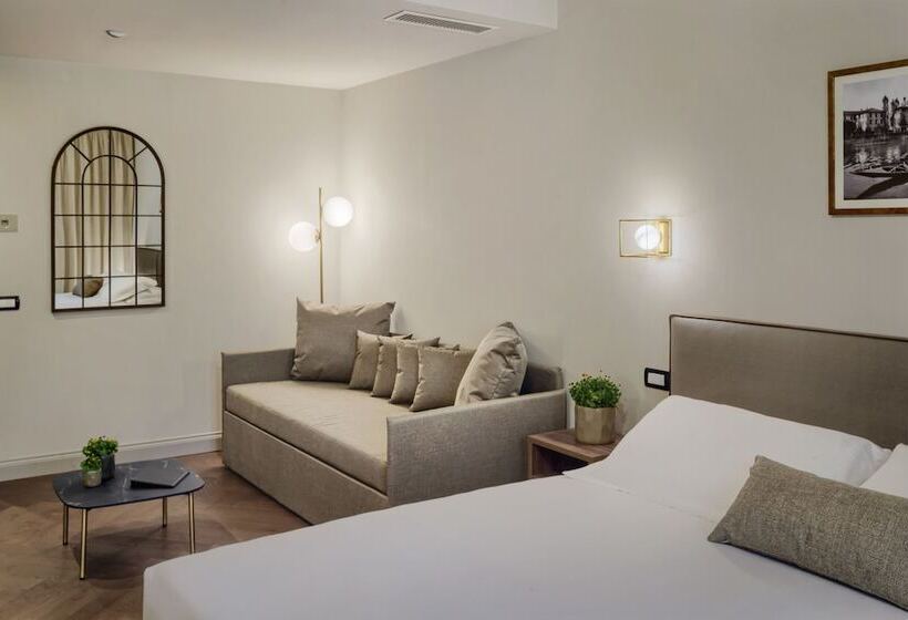 هتل Porta Altinia Suites