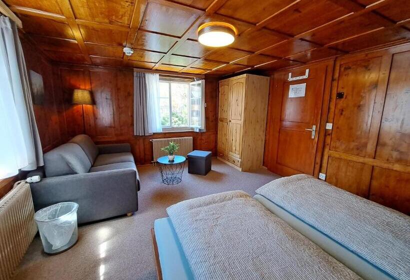 ペンション Casa Crap