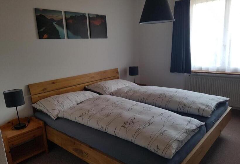 ペンション Casa Crap