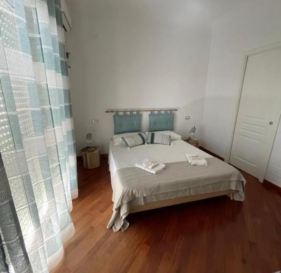 پانسیون La Casetta Di Ro Ro