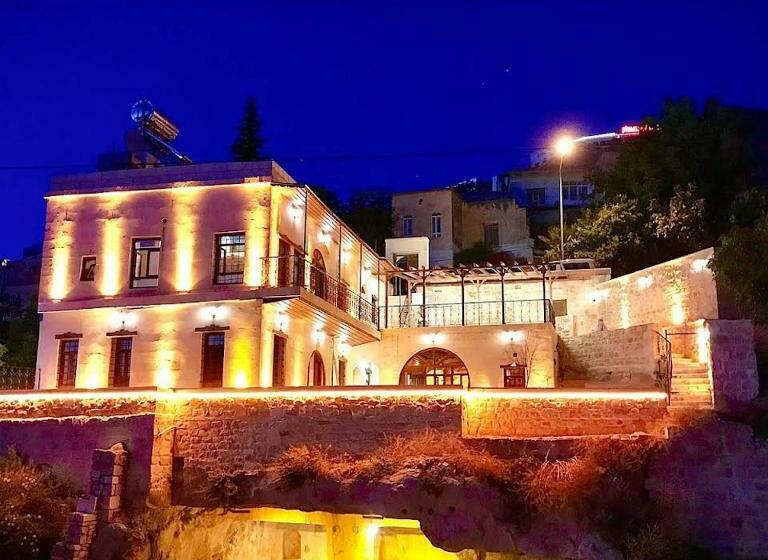 Türkmen Konagi Halfeti̇ Buti̇k Otel