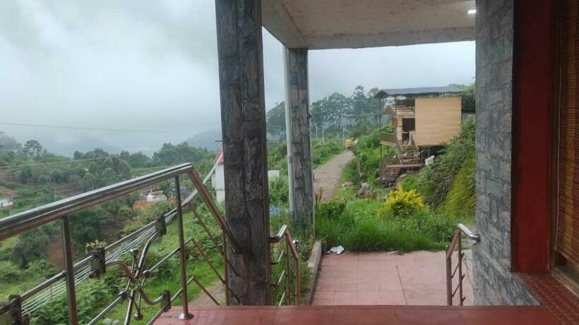 تختخواب و صبحانه Kps Cottage