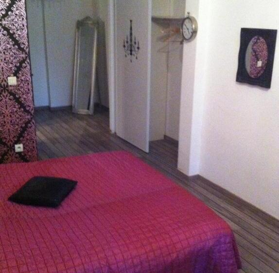 住宿加早餐 La Cathare