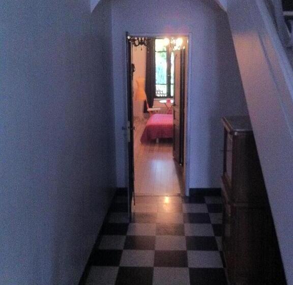 住宿加早餐 La Cathare