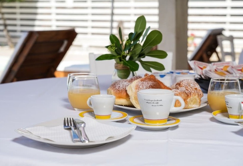 ベッドアンドブレックファースト Villa Miramare