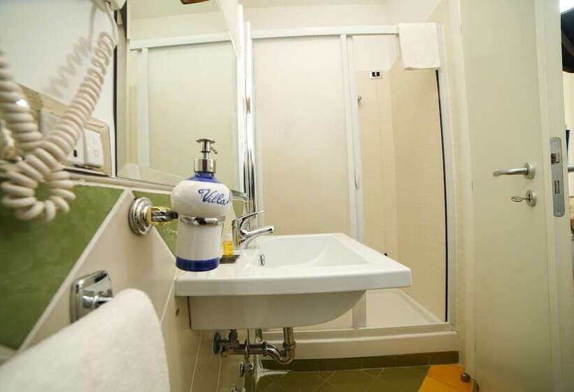 ベッドアンドブレックファースト Villa Miramare