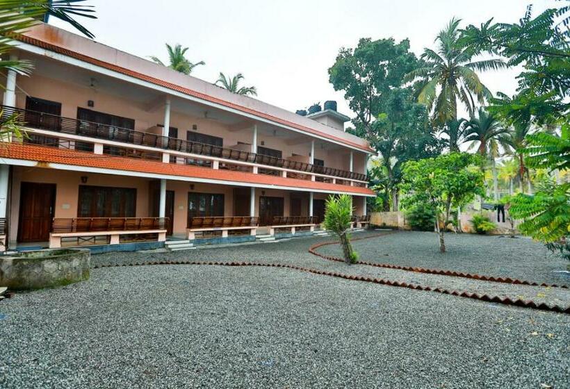 酒店 Coco Beach Resort