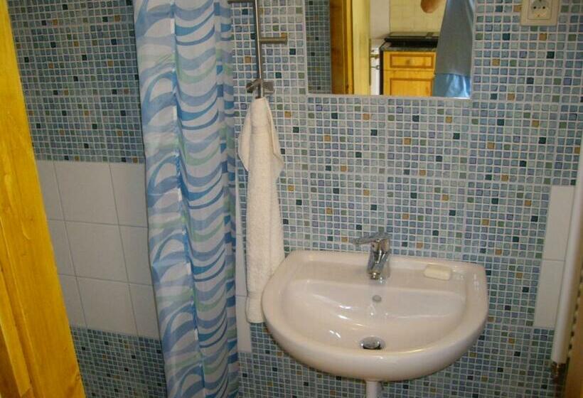 ペンション Alpok Tava Vendégház