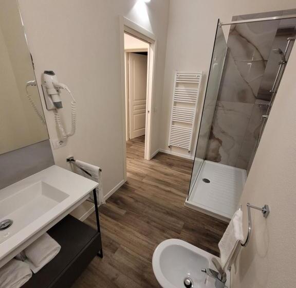 بنسيون Stop&go Suites And Apartments