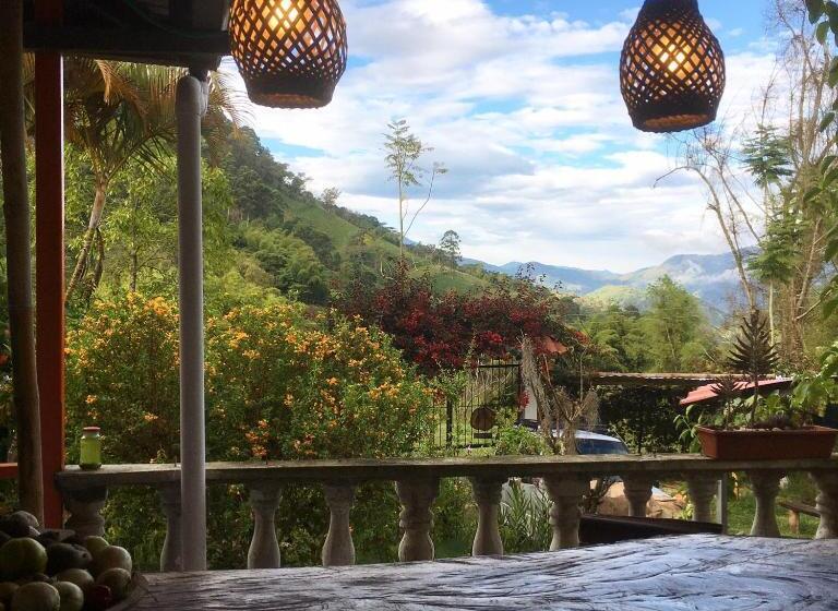Bed and Breakfast Habitación Las Bromelias, Pijao, Finca Flora Del Rio