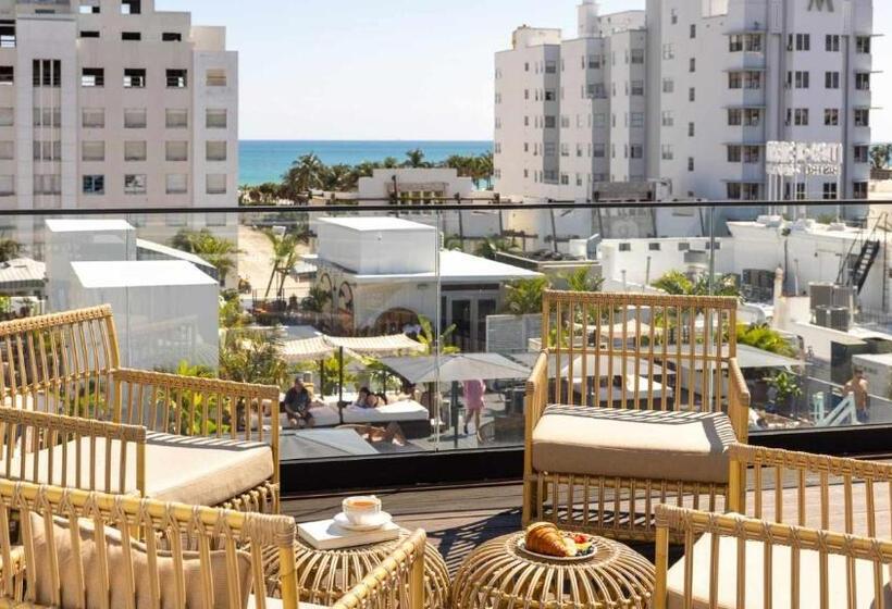 هتل Uma House By Yurbban South Beach