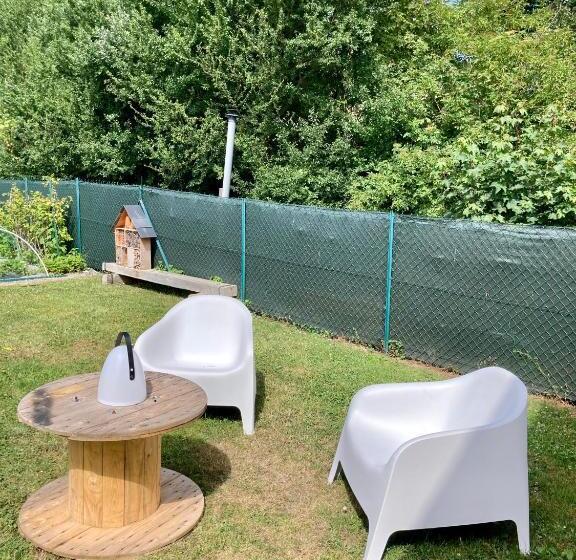 Studio Cosy Avec Coin Jardin