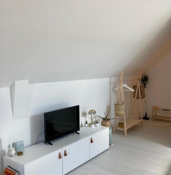 Studio Cosy Avec Coin Jardin