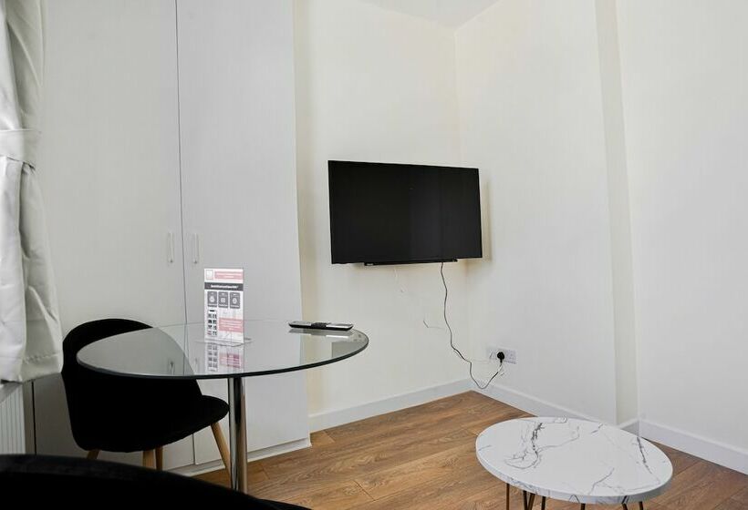 The Euston Guest House  60