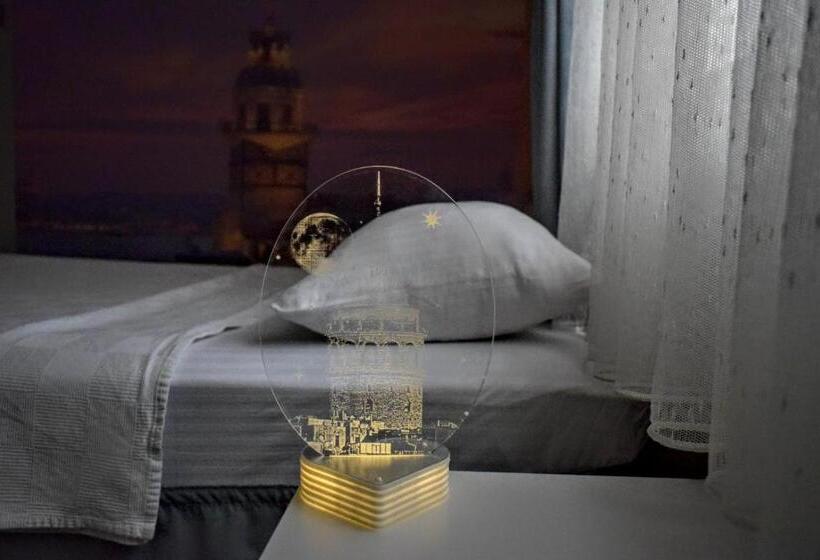 Eli̇t Otel