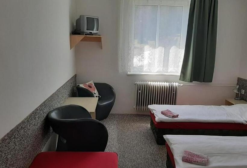 هتل Chata Ořovský