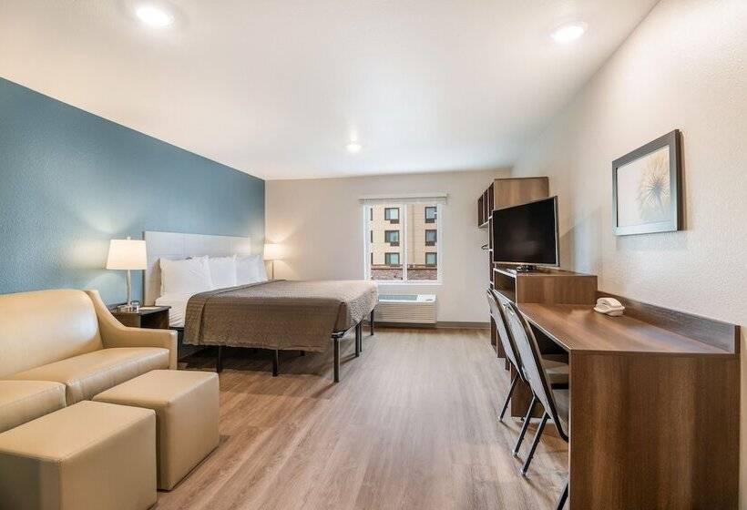هتل Woodspring Suites Colorado Springs North  Air Force Academy