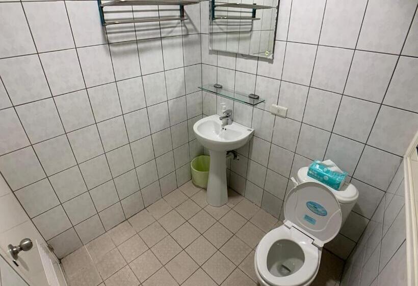 هاستل Lazy Bone