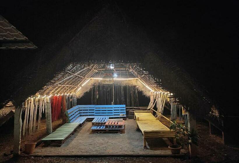 هاستل Travellers Tribe By Livelehood Habitat