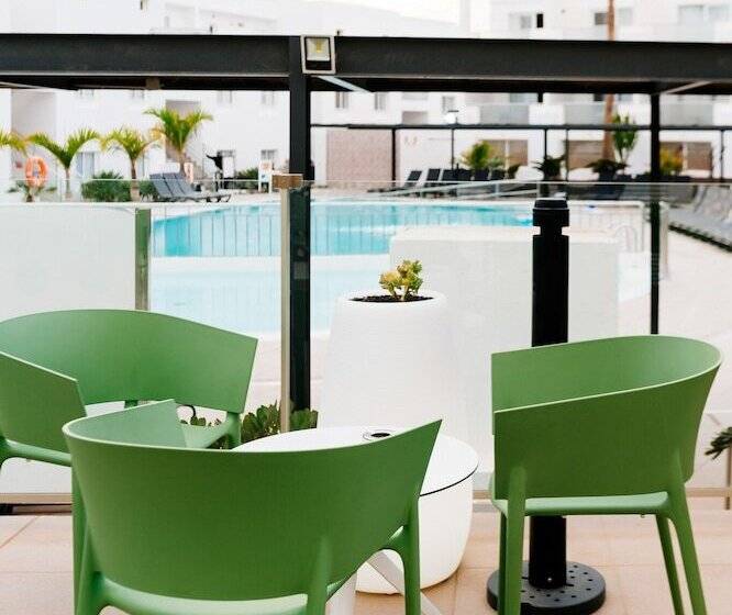 هتل Aequora Lanzarote Suites