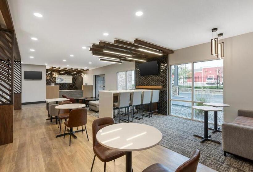 هتل Best Western Plus Columbia Inn