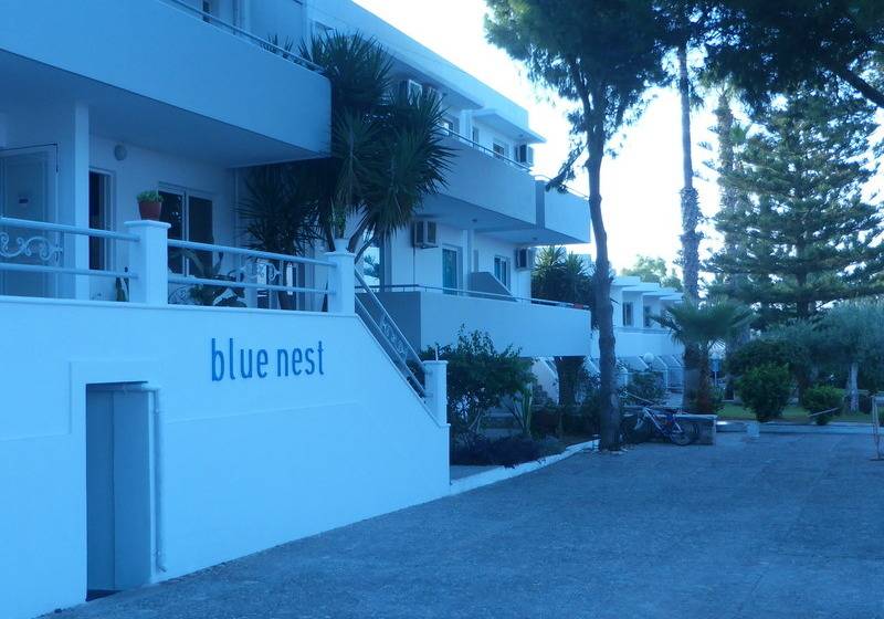 هتل Blue Nest