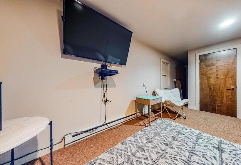 בית מלון כפרי Crail Creek 607