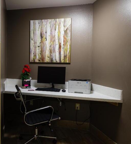 호텔 Hawthorn Extended Stay By Wyndham Saint Robert