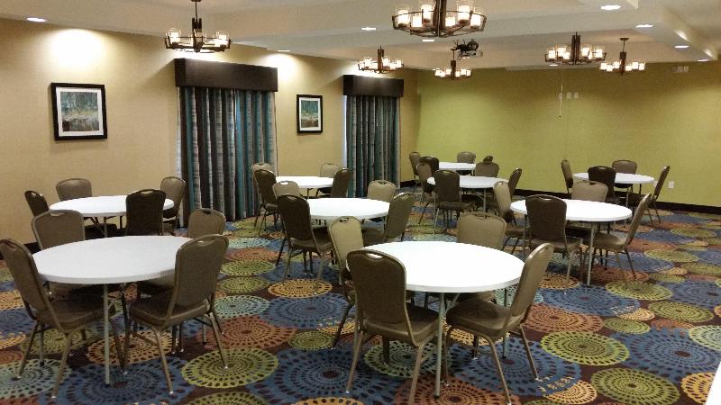 هتل Holiday Inn Express And Suites Atascocita   Humble   Kingwood, An Ihg