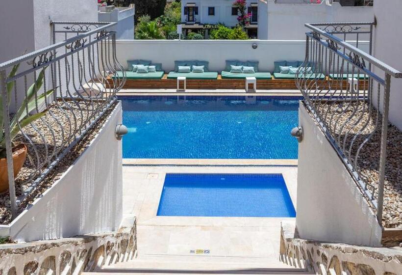 فندق La Brezza Suite &