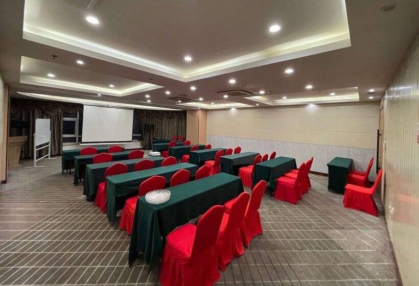 בית מלון כפרי Ramada Linyi North