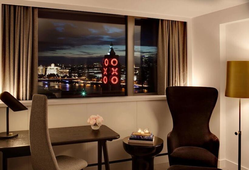 هتل Sea Containers London