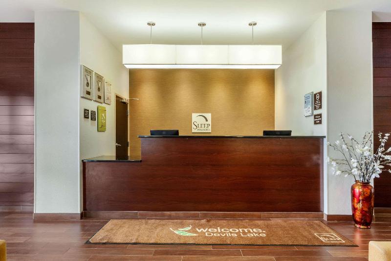 فندق Sleep Inn & Suites Devils Lake