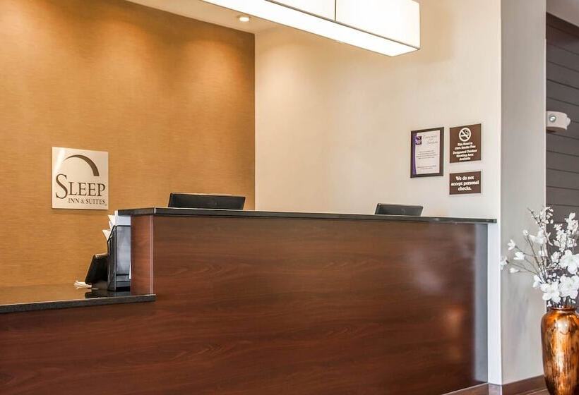 فندق Sleep Inn & Suites Devils Lake