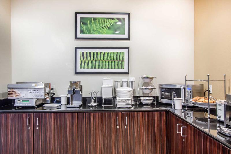 فندق Sleep Inn & Suites Devils Lake